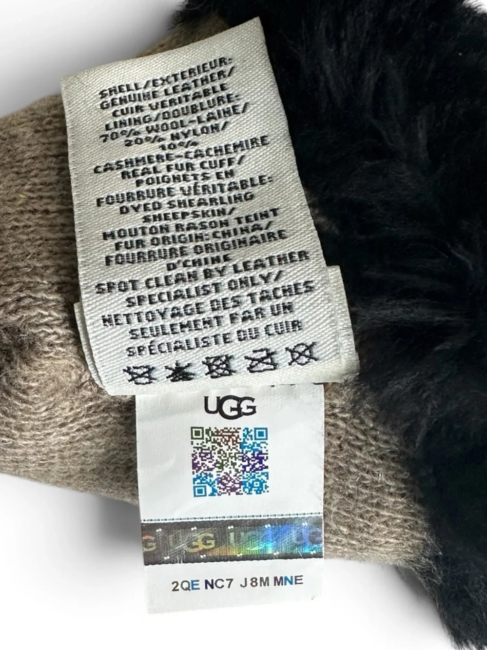 UGG Leather Tech Touch Gloves Cashmere Lined Shearling Cuff Black Sz Medium NWT
